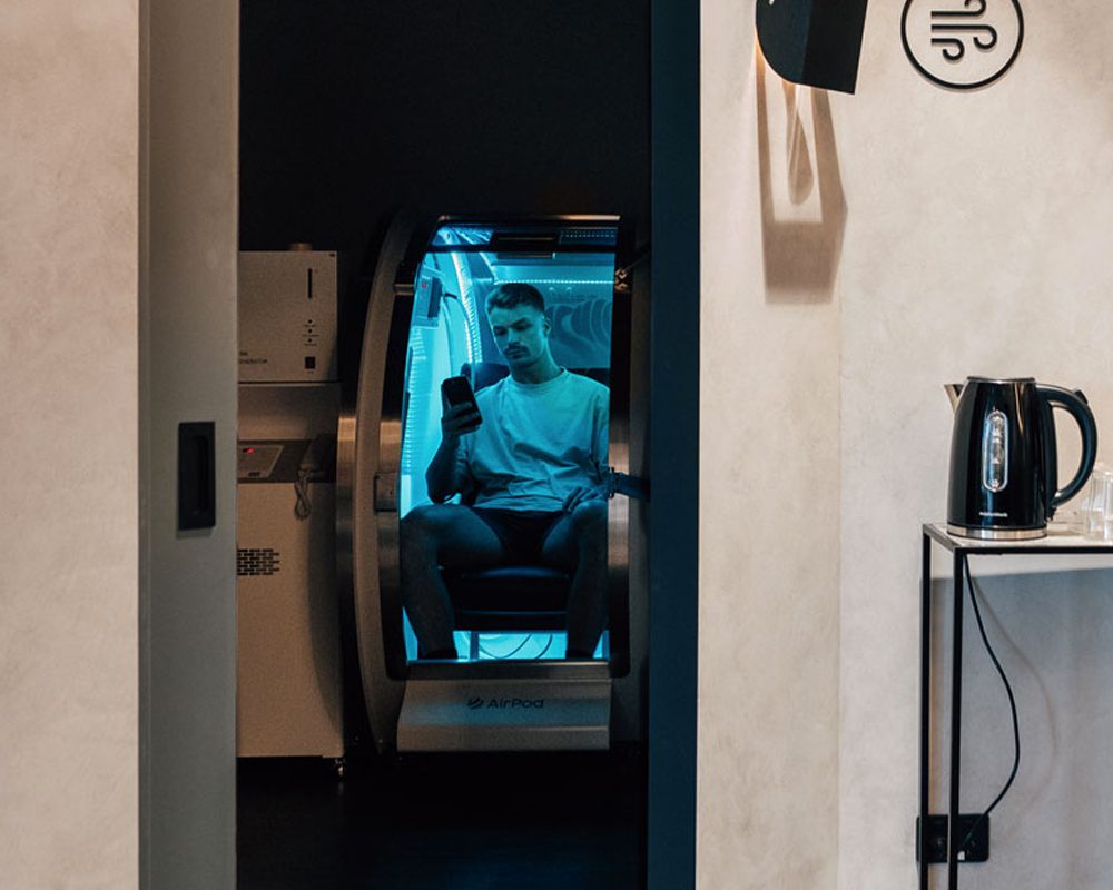 Who is a good candidate for hyperbaric oxygen therapy